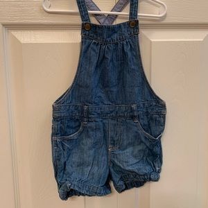 Girls size 4 Gap overalls
